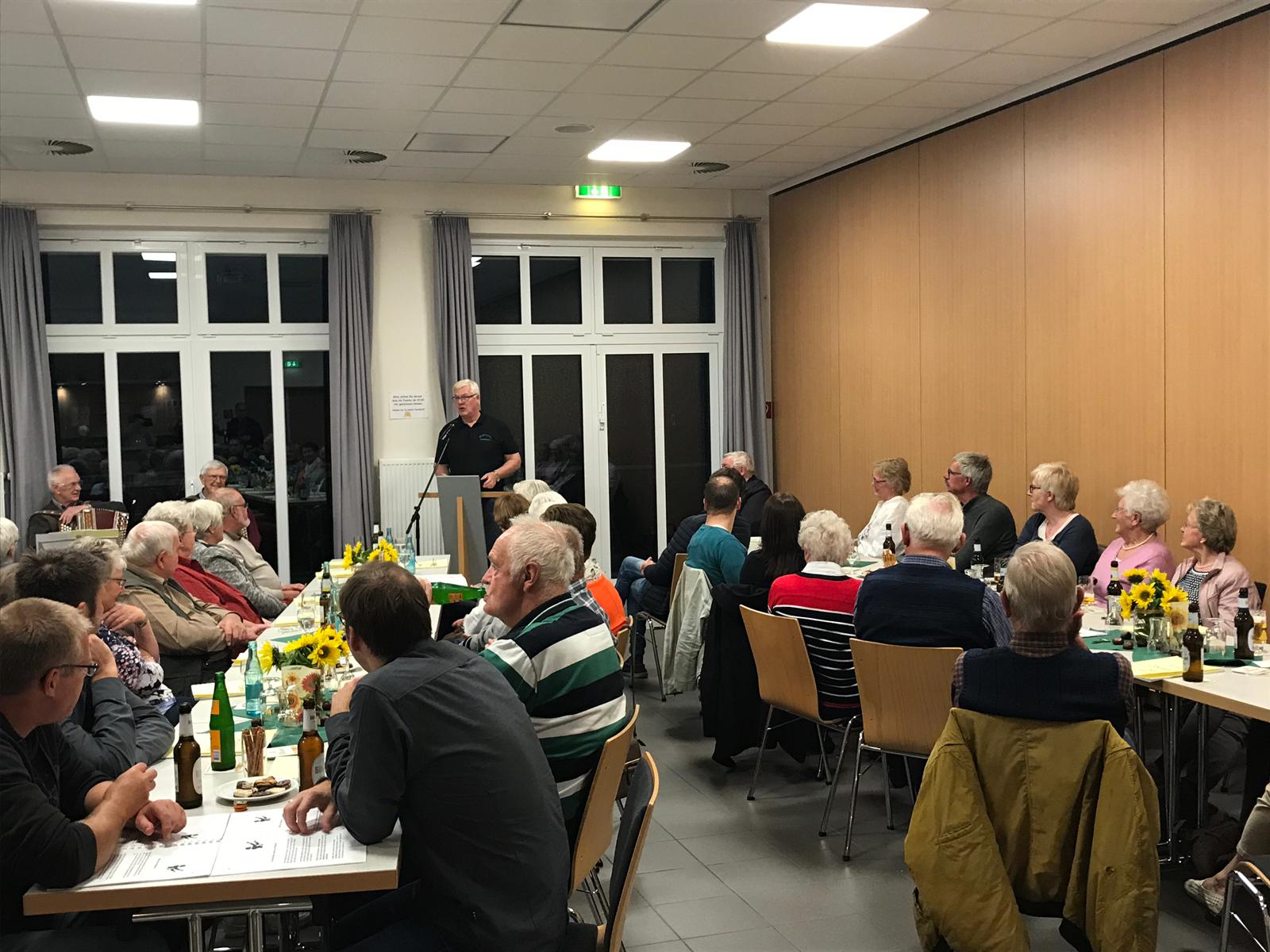 Mit Klick zur Seite wechseln